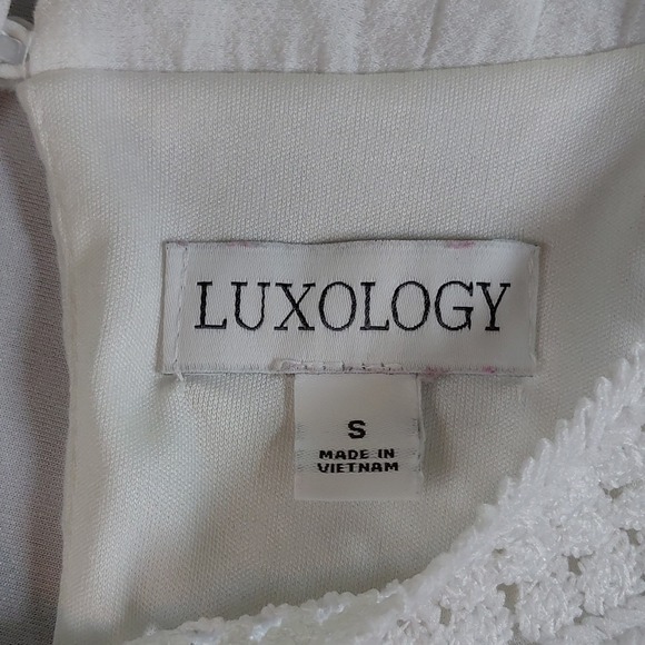 Luxology Halter Neck Crocheted Lace Tiered Lined Sz Small S Resort Cruise Dress - Picture 7 of 12